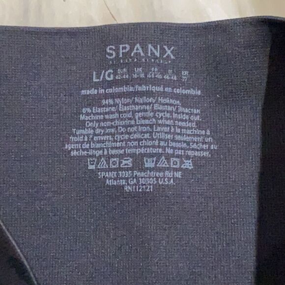 NWT Spanx Look At Me Now Seamless Legging - Picture 4 of 9